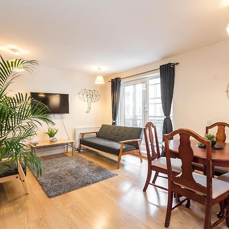 Elegant 2 Bedroom City Centre Apartment - Free Parking - Private Balcony Edimburgo Exterior foto