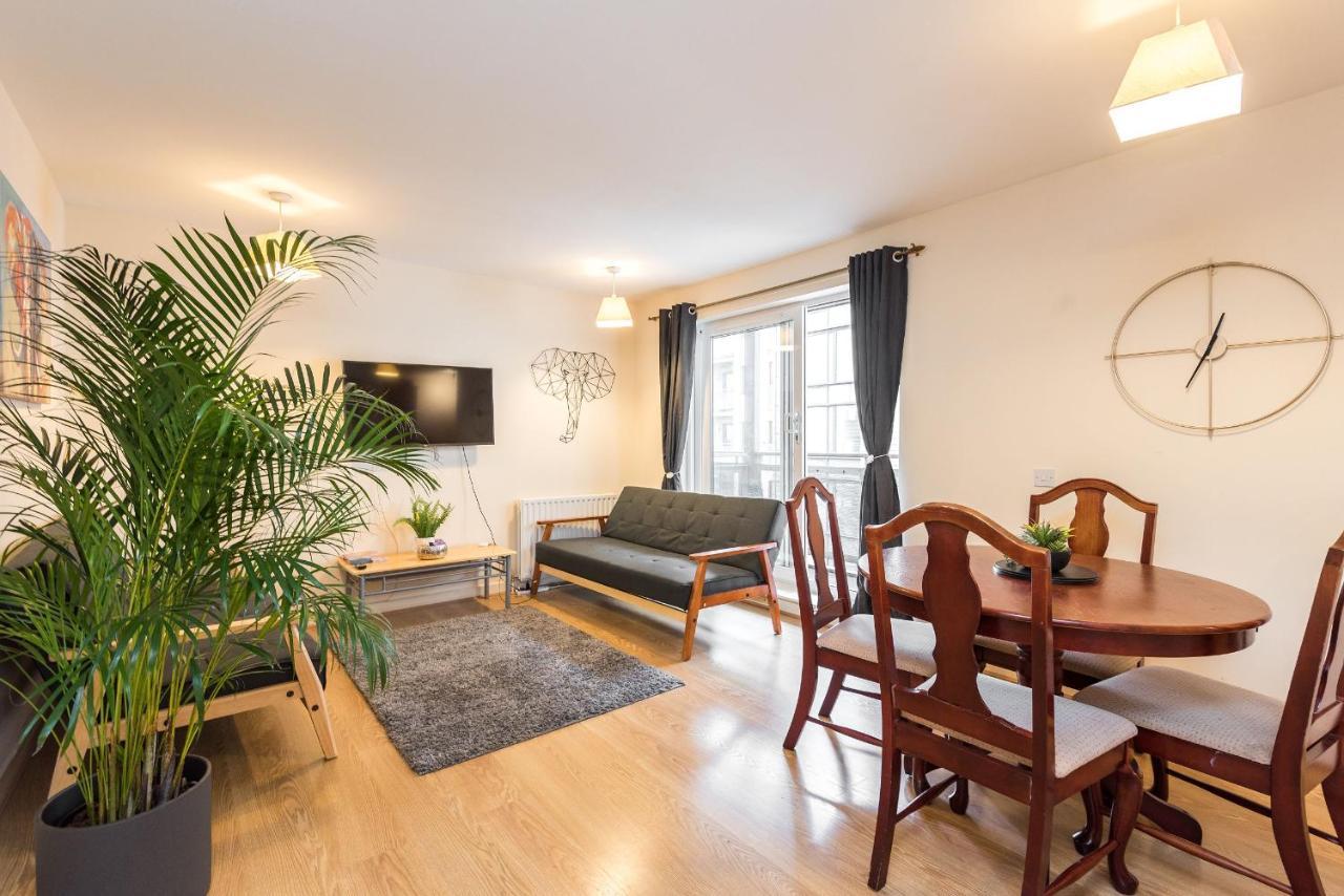 Elegant 2 Bedroom City Centre Apartment - Free Parking - Private Balcony Edimburgo Exterior foto